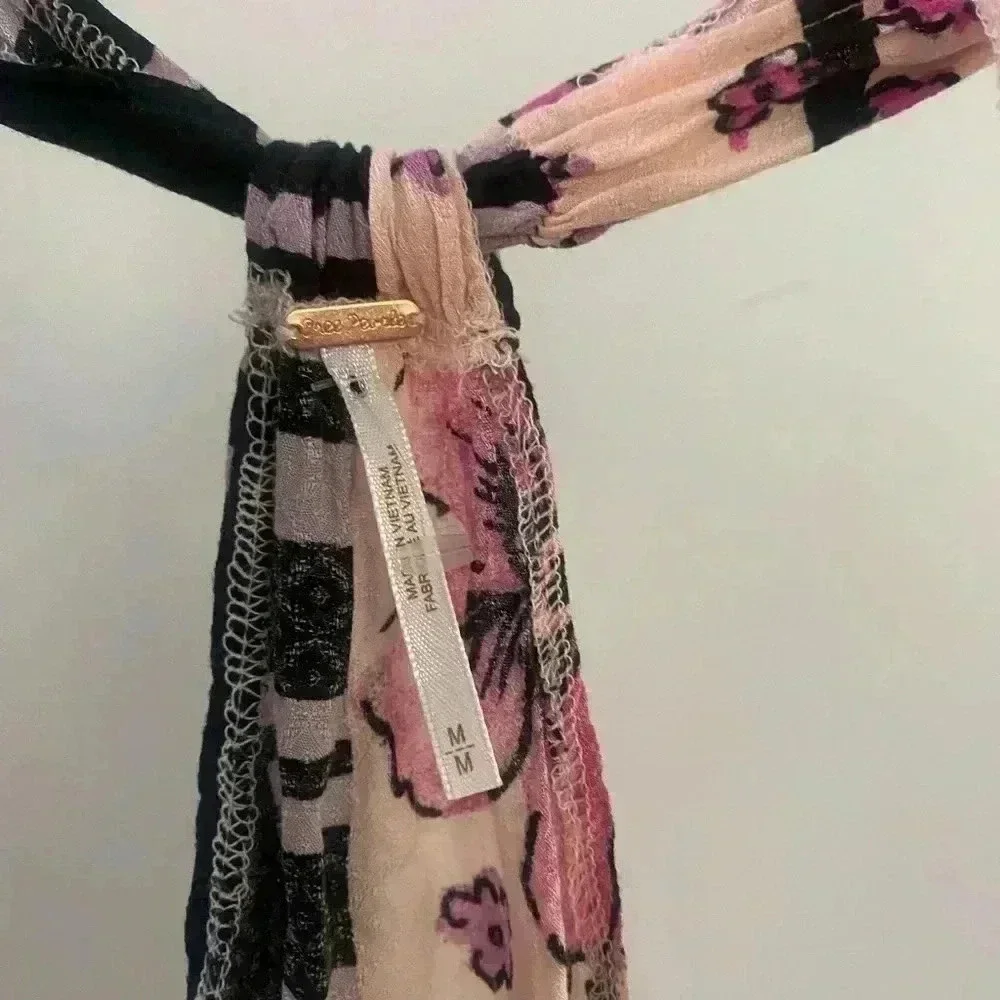 Free People‎ hot tropics floral tie front tank top Medium